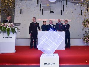 Feierliche Eröffnung des Balluff-Erweiterungsbaus.