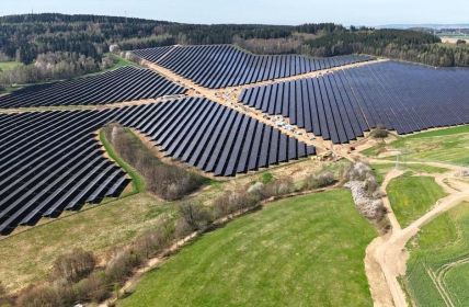Solarpark Gornau erzeugt 65 GWh Energie für 18500 Haushalte (Foto: GOLDBECK SOLAR GmbH)